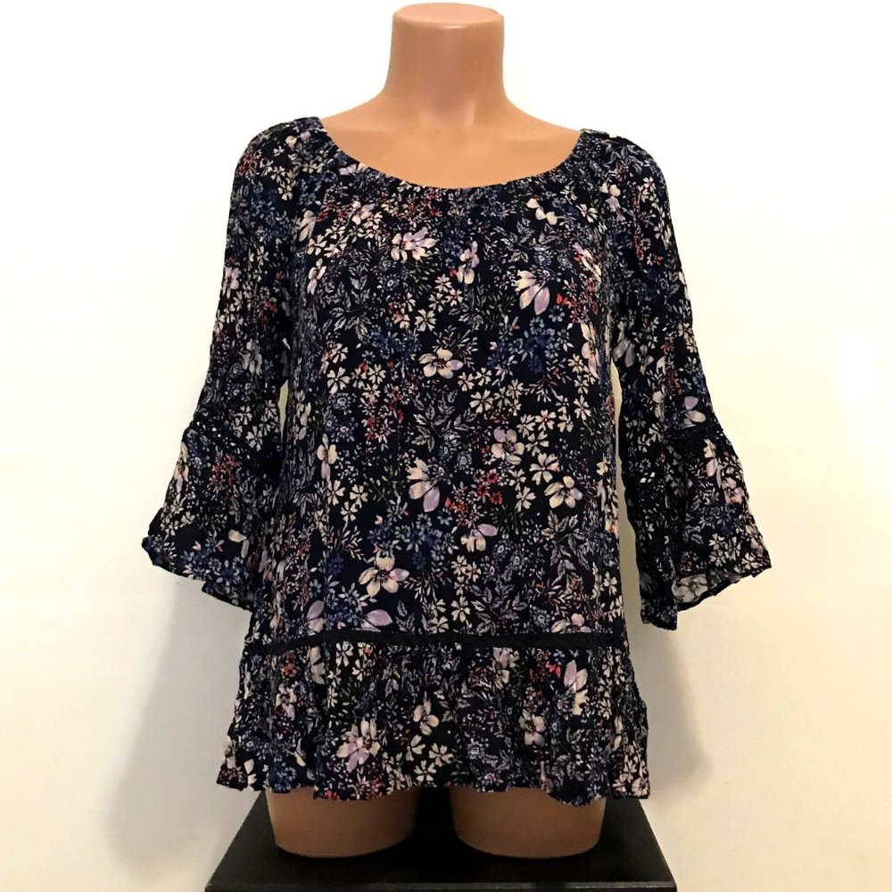 Fever Ruffle Floral Top Size M